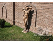 Садово-парковая скульптура «Обнаженная женщина»